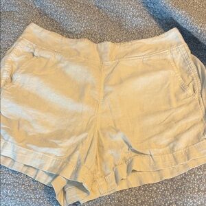 GAP Women's Tan Cargo Shorts